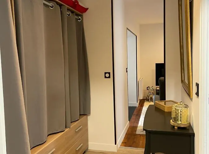 Apartment Le Trois Fleurs Cherbourg-en-Cotentin